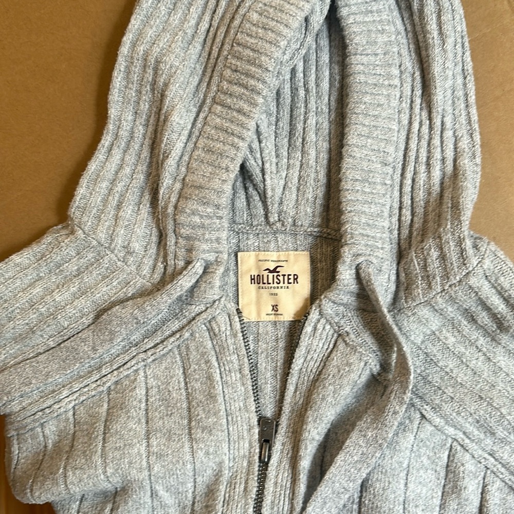 Hollister Oversized Zipper Front Hooded Sweater XS